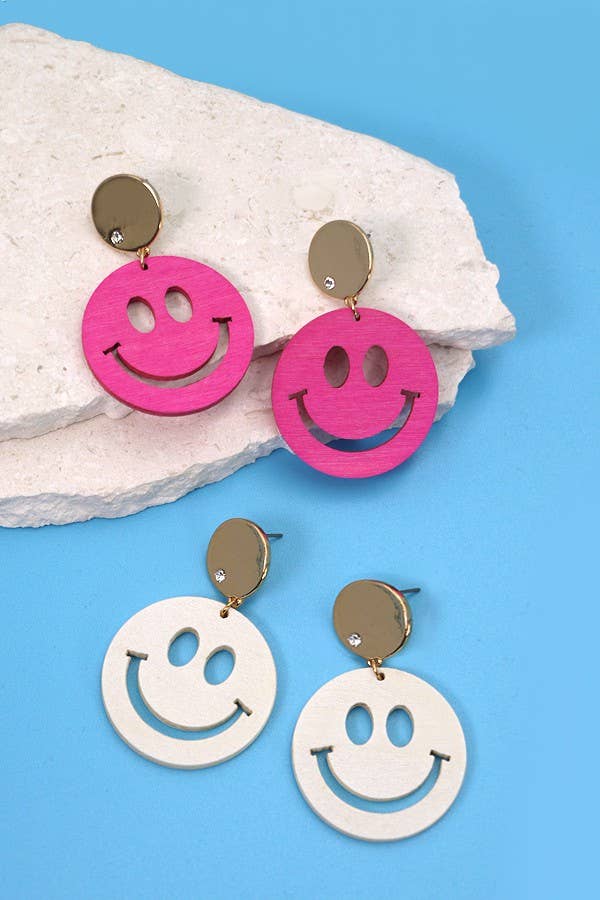 WOOD SMILEY DROP EARRING | 31E03453: OFF WHITE