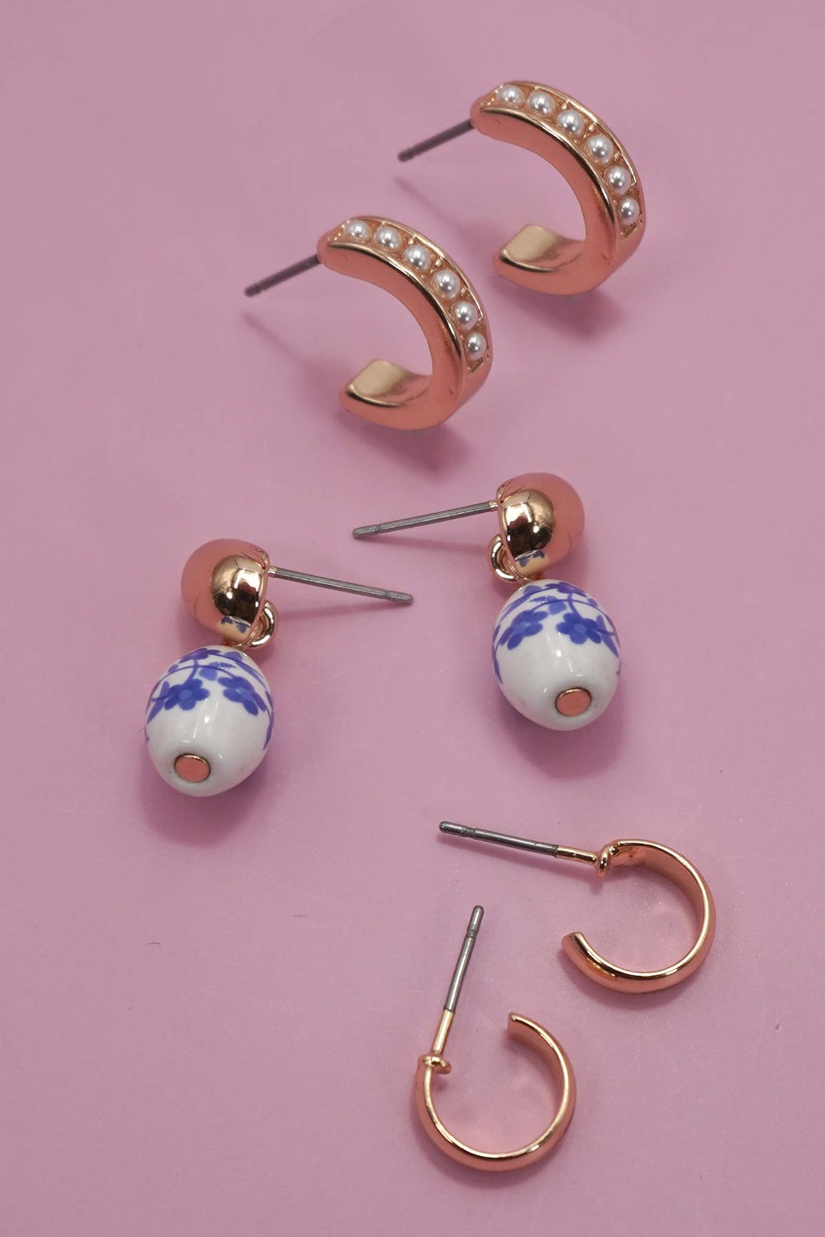 BLUE CERAMIC PORCELAIN TRIO HUGGIE HOOP EARRINGS Gold