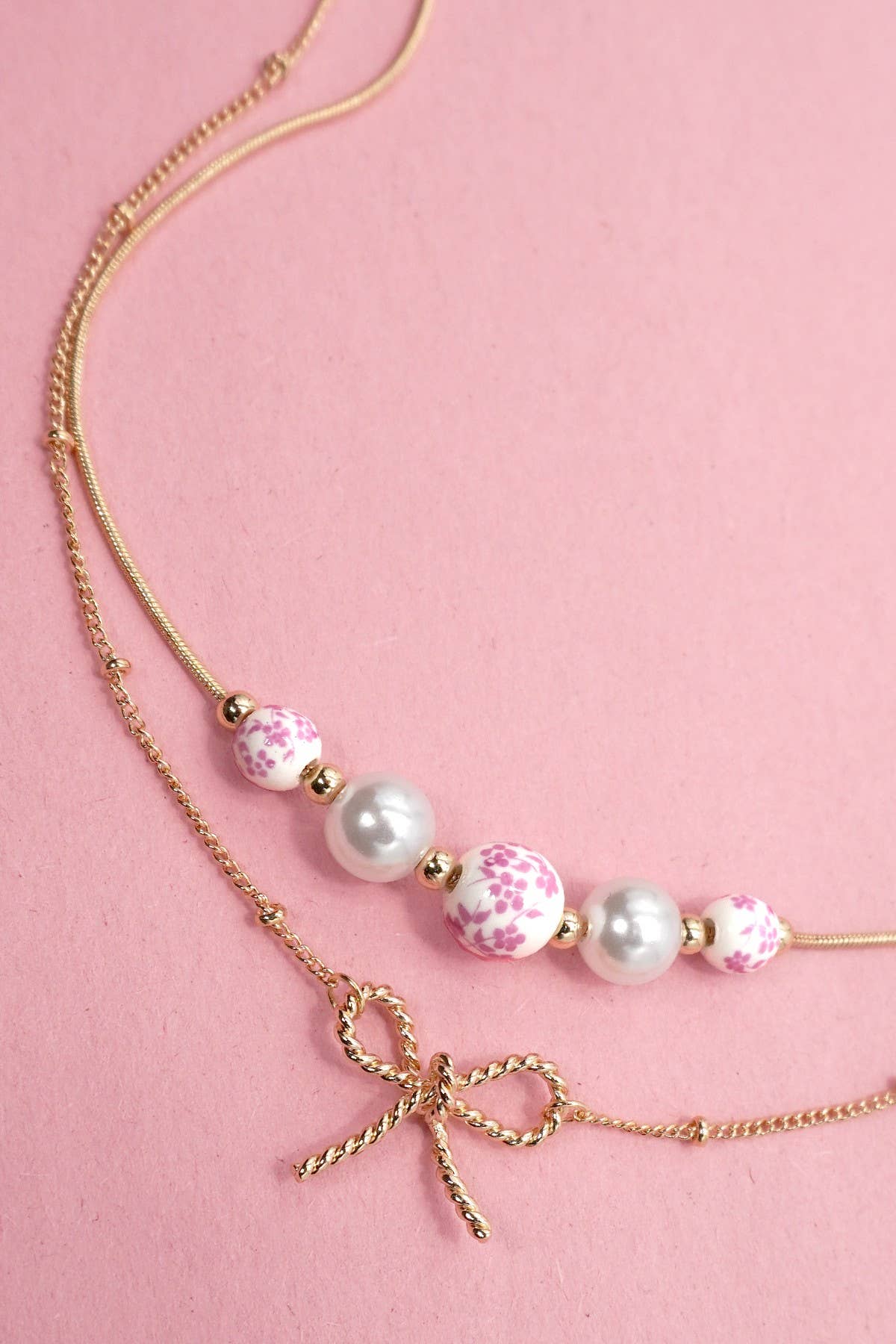 PINK CERAMIC PORCELAIN PEARL BOW LAYER NECKLACE | 80N91556: Gold