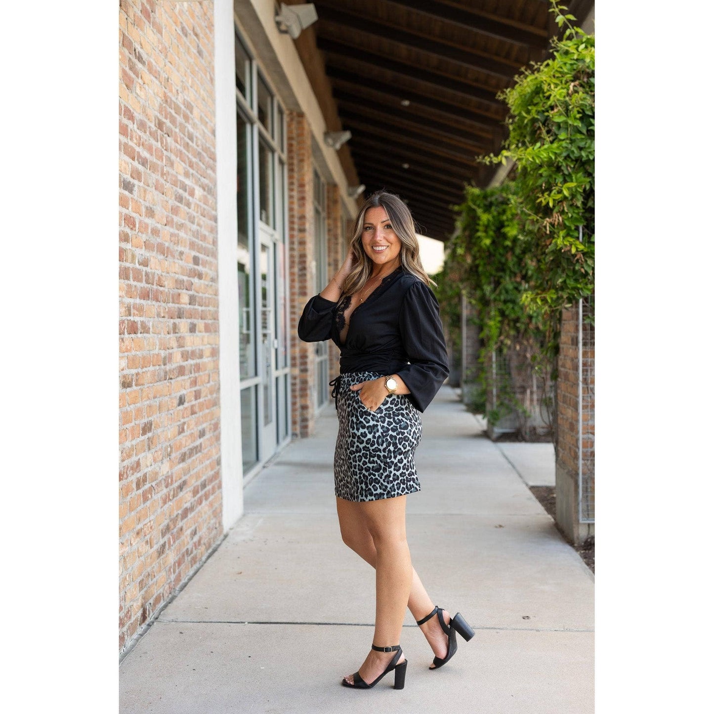 The Stella - Snow Leopard Jogger Skirt: 2XL/3XL (Sizes 20-28) - TC2