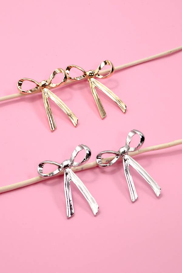 BOW MOVABLE STUD EARRINGS | 31E03579: Silver
