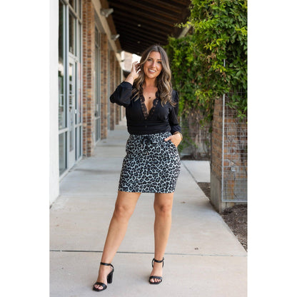 The Stella -  Snow Leopard Jogger Skirt: 2XL/3XL (Sizes 20-28) - TC2